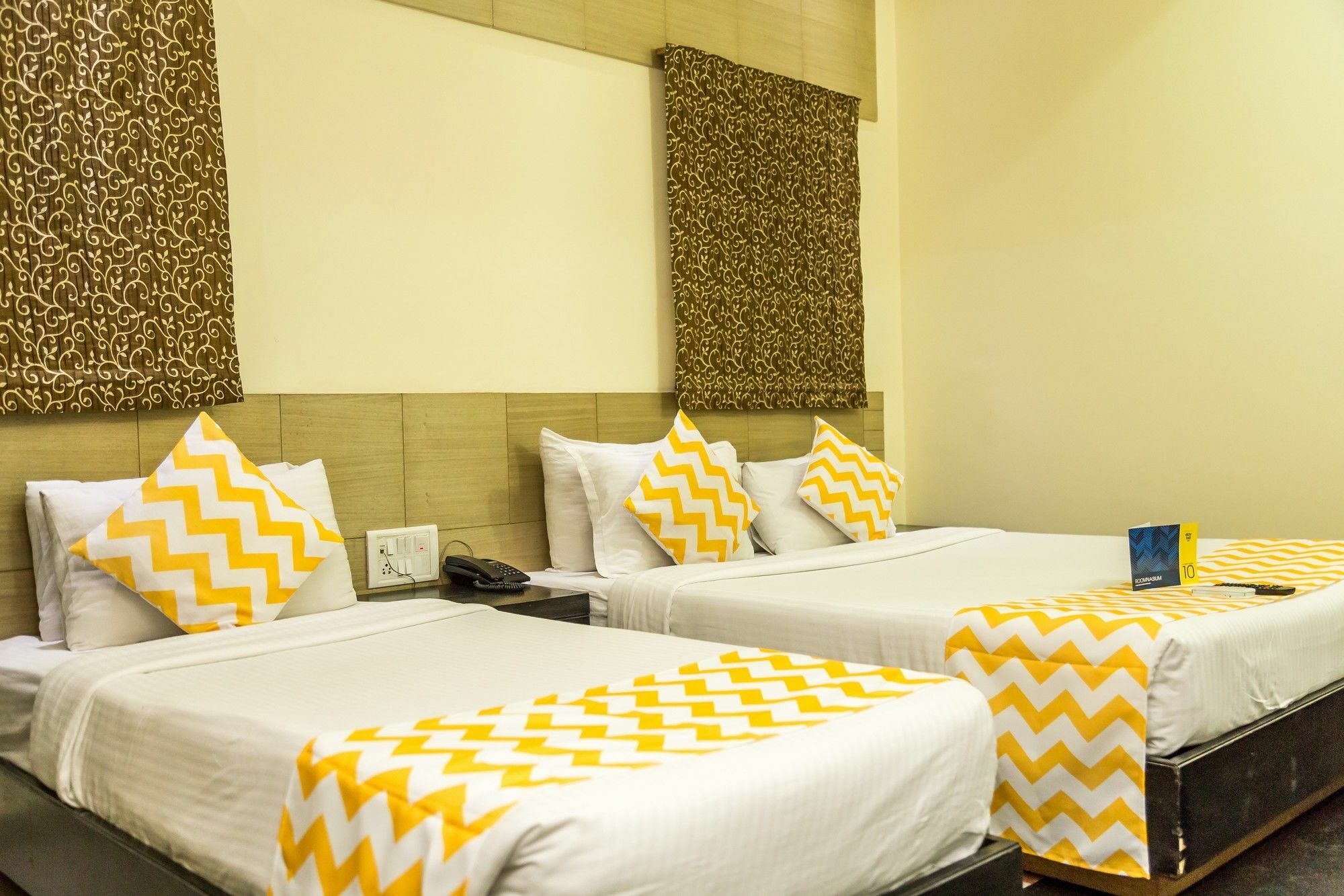 Hotel Arafa Inn Бангалор Экстерьер фото