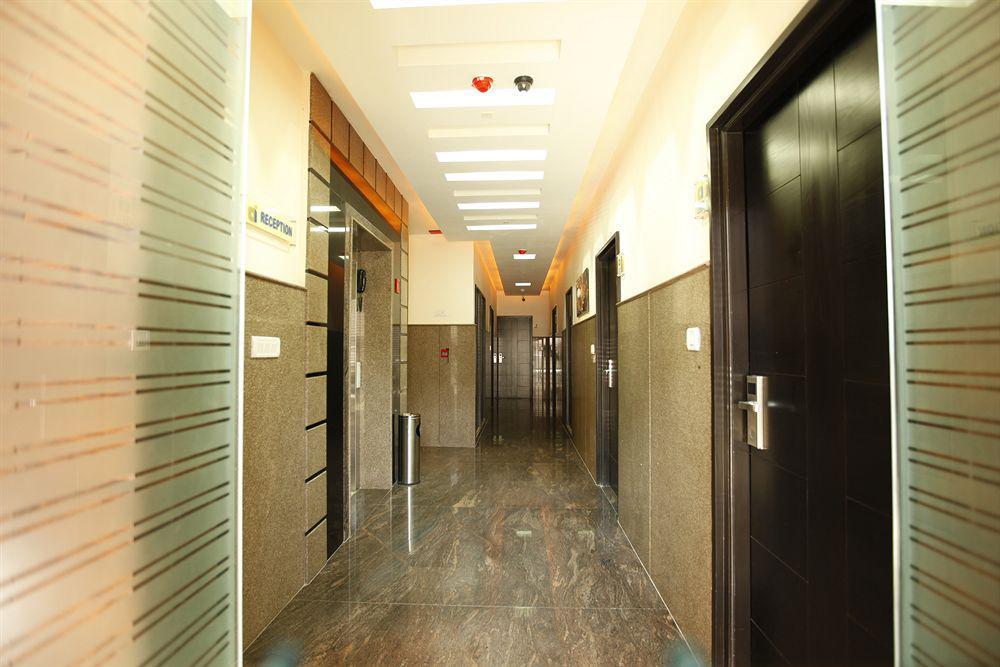 Hotel Arafa Inn Бангалор Экстерьер фото